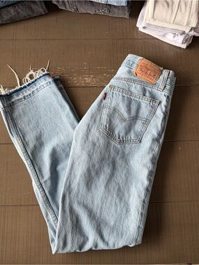 Levis Low Pro Ripped Knee Version